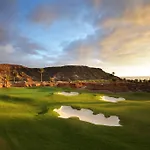 Villa Velas 16 *